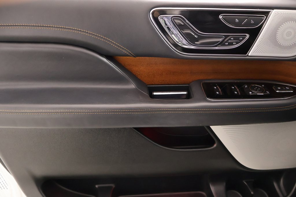 Used 2023 Lincoln Navigator L Black Label image 18