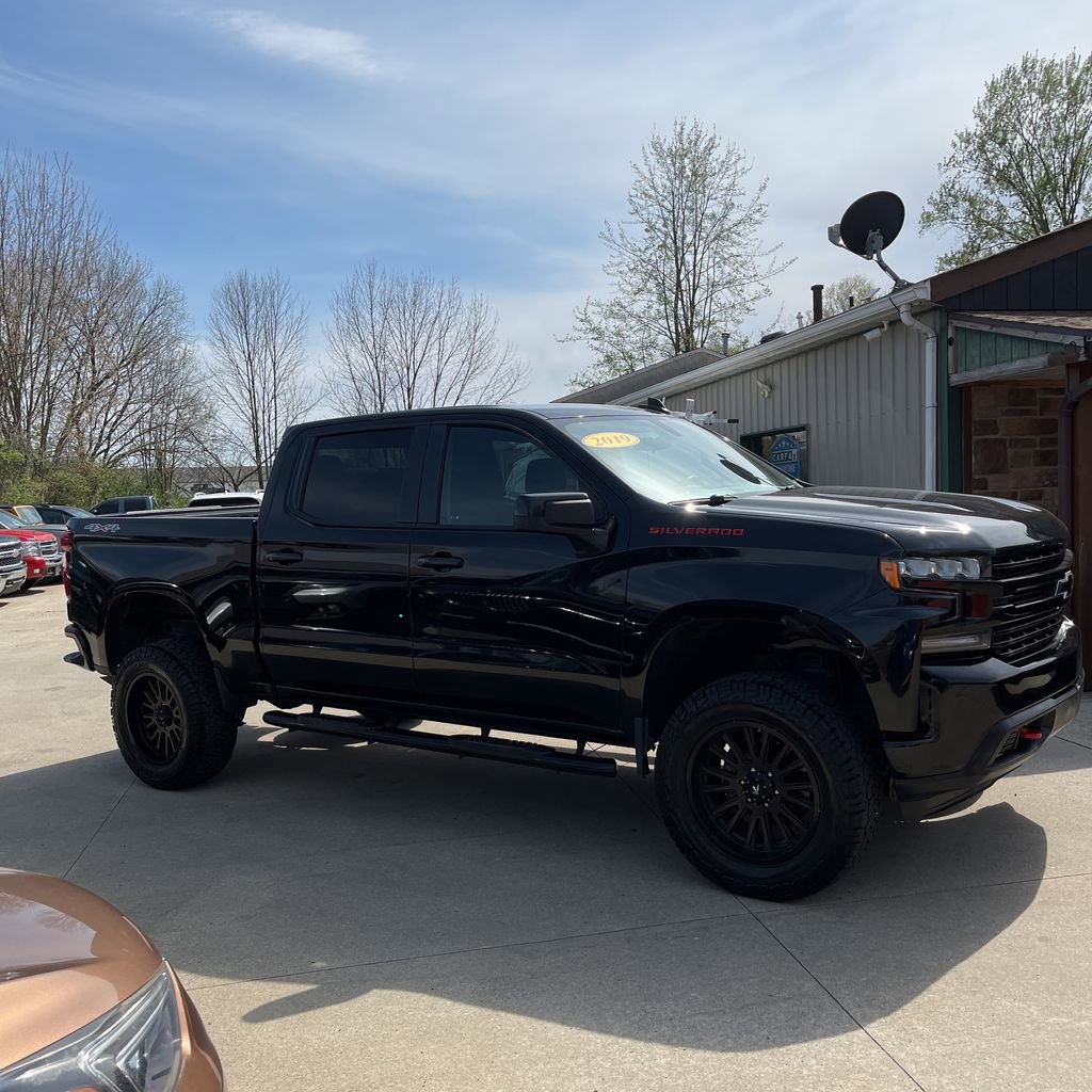 Used 2019 Chevrolet Silverado 1500 LT AWD/4WD image 4