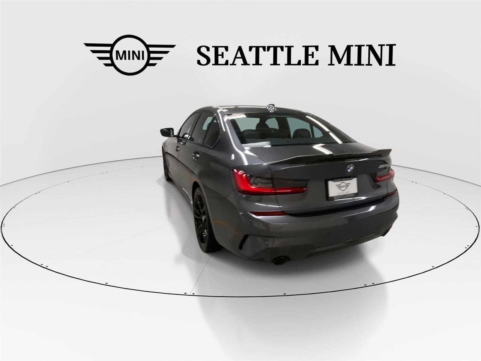 Used 2021 BMW 330e w/ M Sport Package RWD image 9