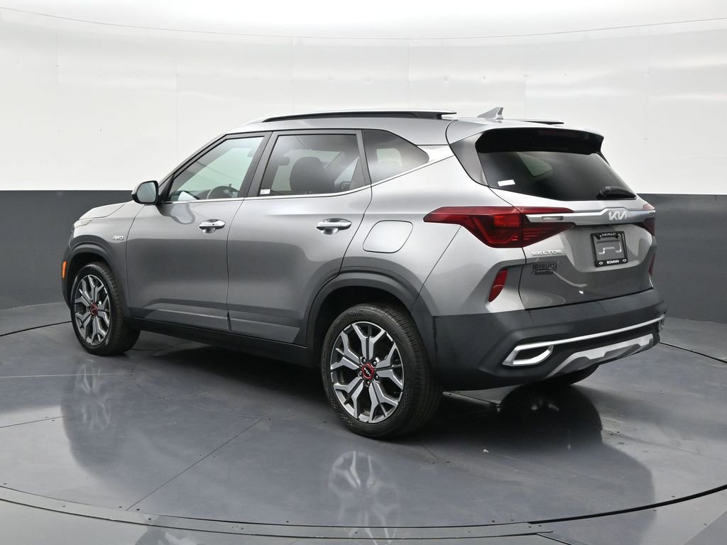 Used 2023 Kia Seltos SX image 3