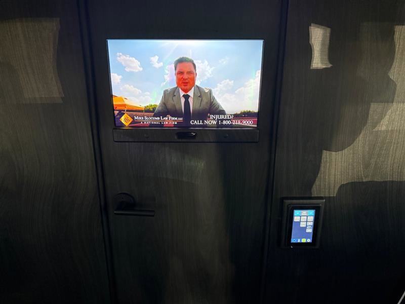 Used 2019 Mercedes-Benz Sprinter 170 image 37