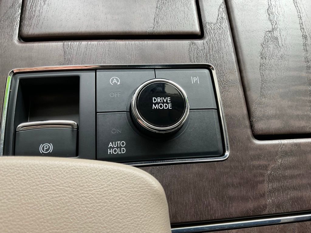 Used 2023 Lincoln Navigator Reserve image 17