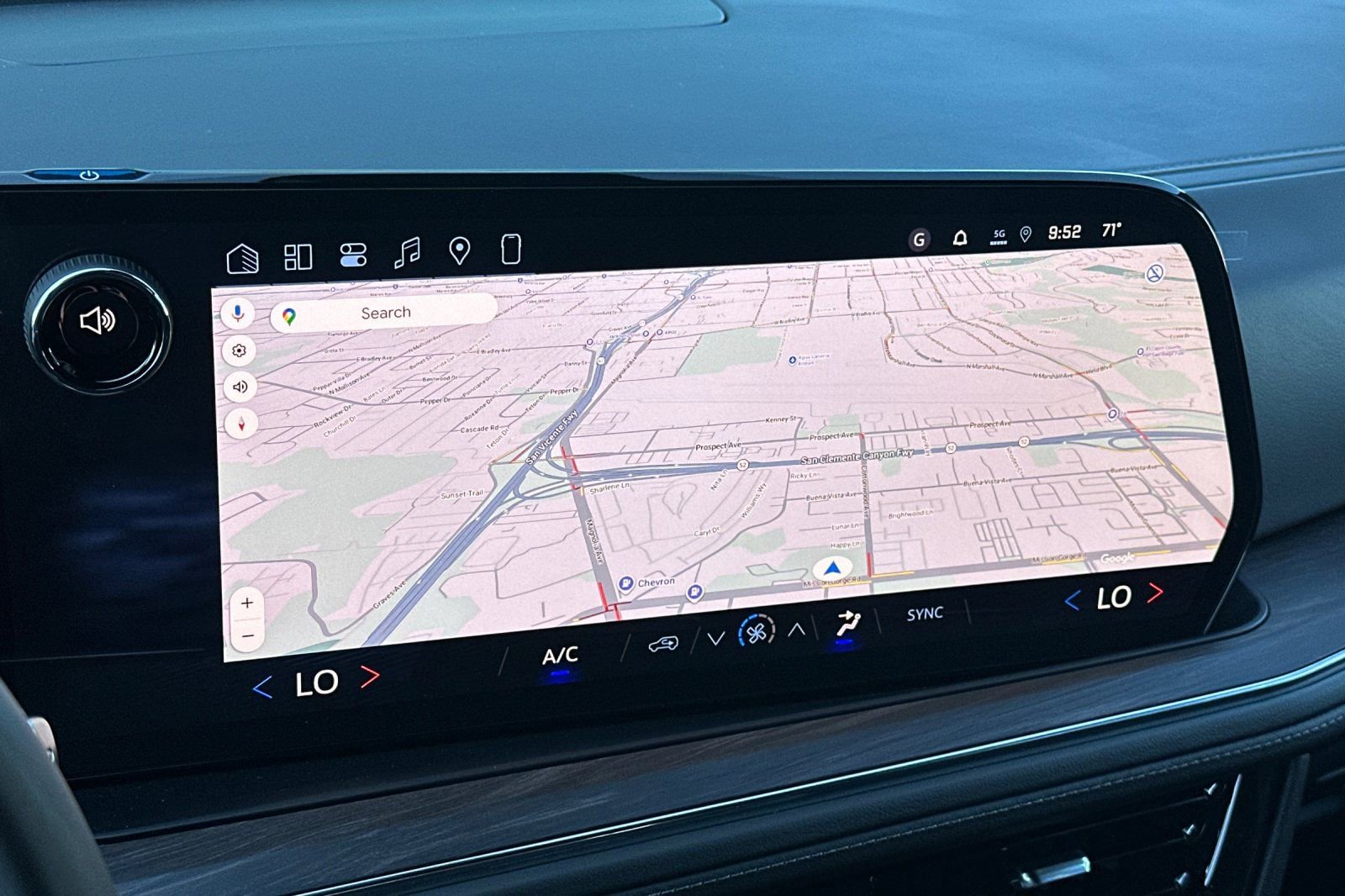 New 2026 Chevrolet Suburban LS w/ LPO, Dark Essentials Package image 19