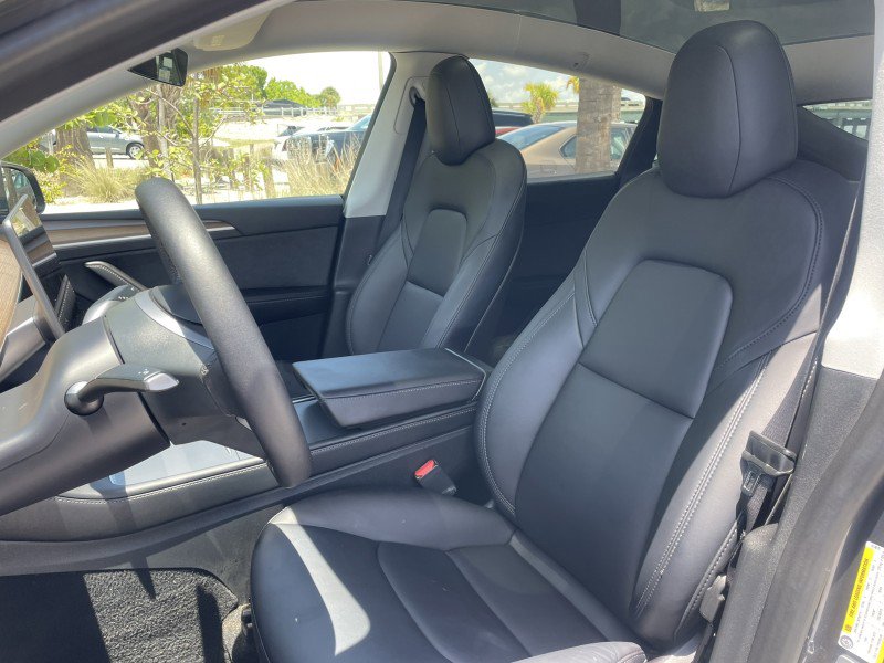 Used 2023 Tesla Model Y AWD image 2