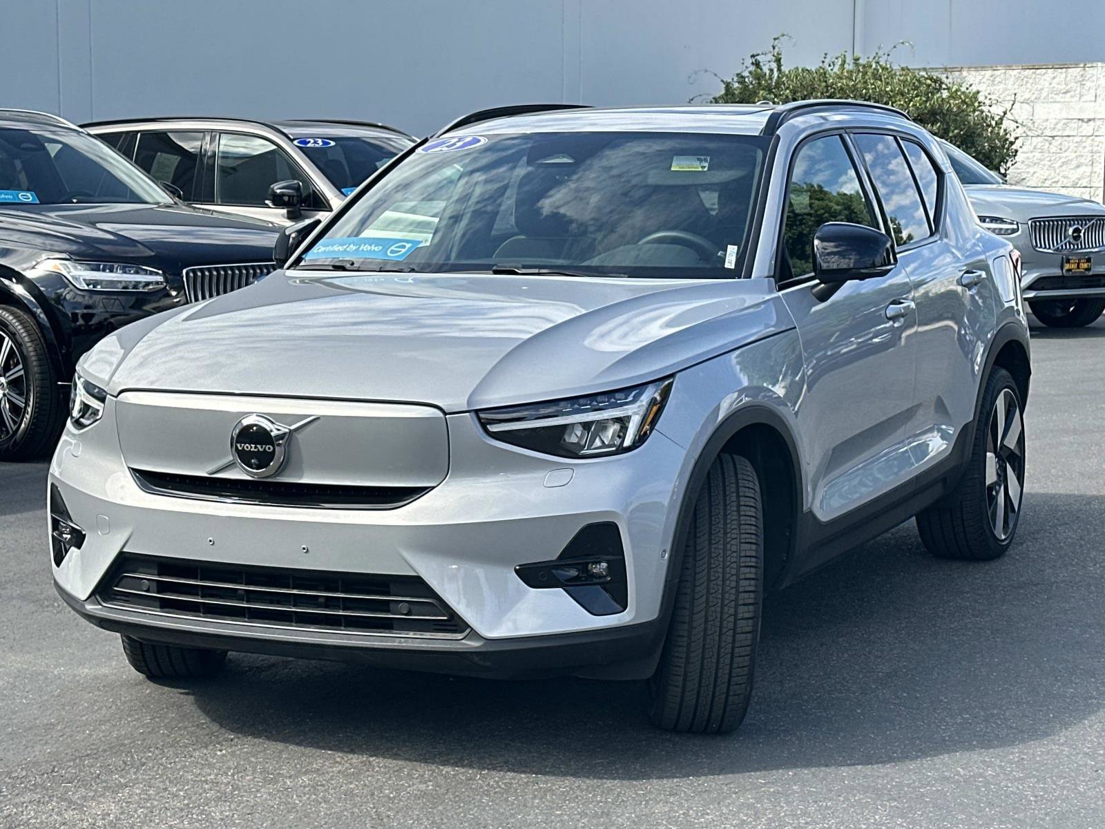 Certified 2023 Volvo XC40 Recharge Plus image 8