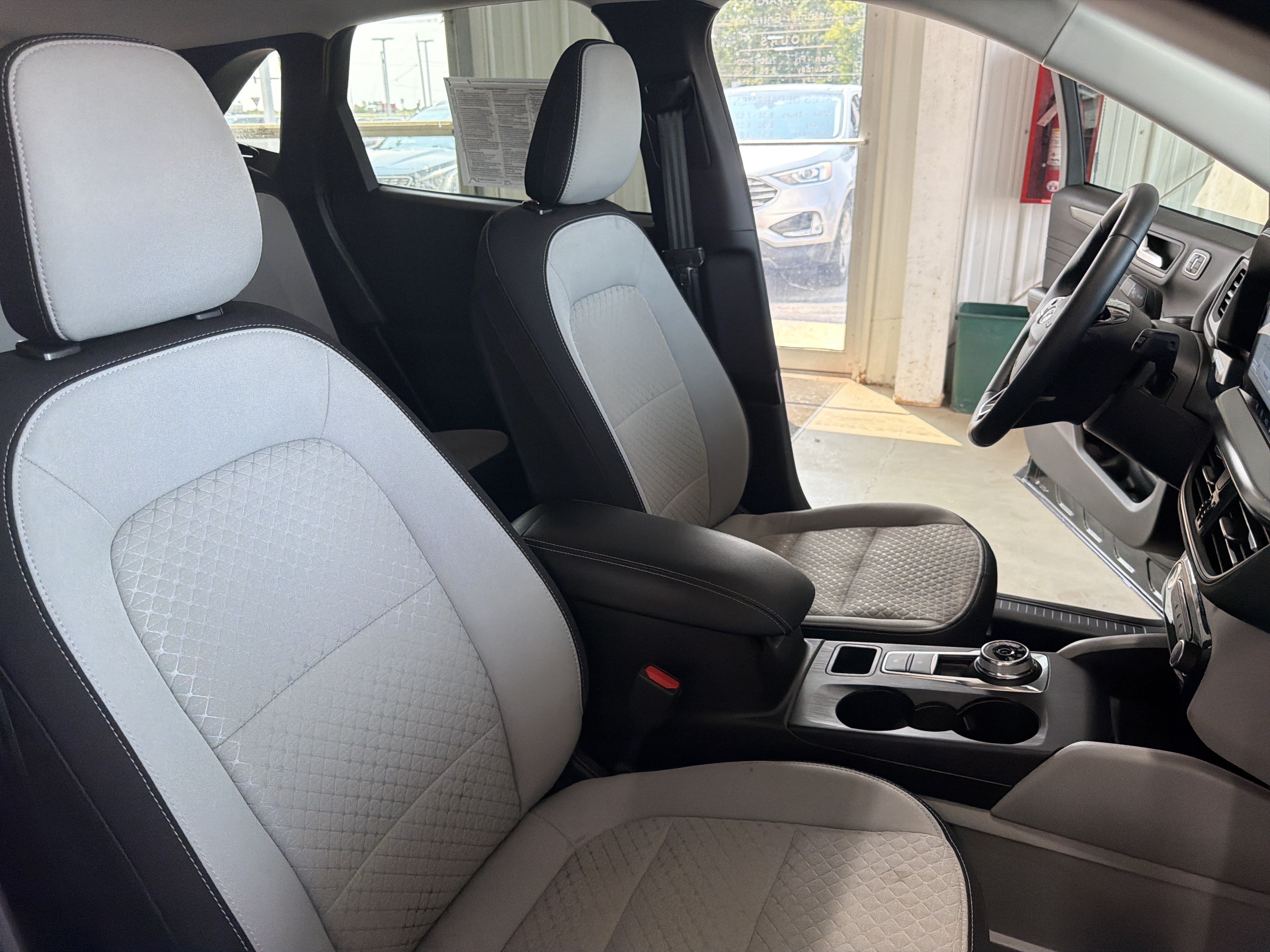 Certified 2023 Ford Escape Active w/ Tech Pack #2 AWD/4WD image 44