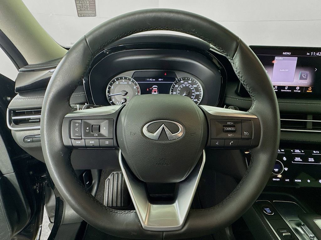 Certified 2025 INFINITI QX60 Pure image 11