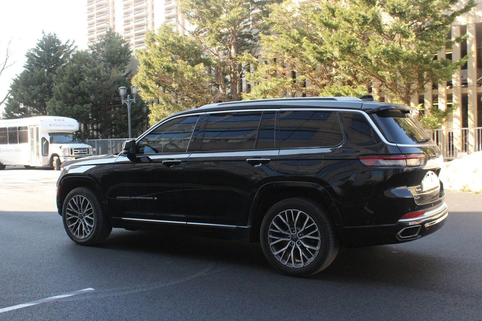 Used 2021 Jeep Grand Cherokee L Summit image 8