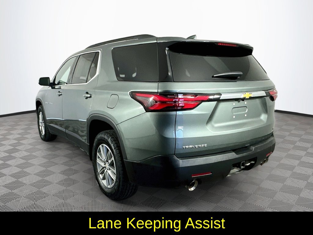 Used 2023 Chevrolet Traverse LT FWD image 7