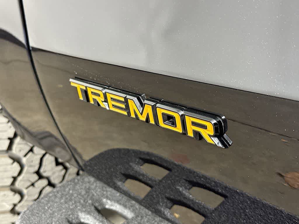 New 2026 Ford Expedition Tremor image 8