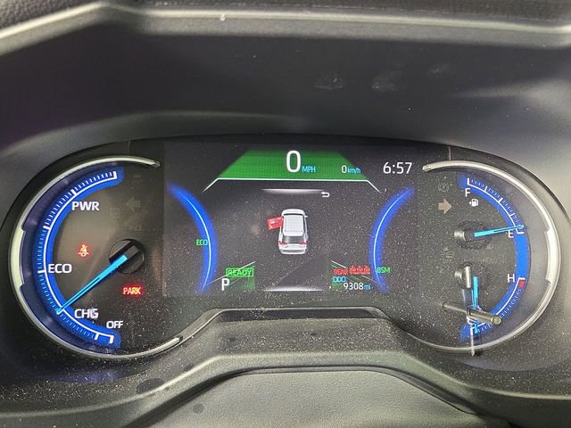 Used 2025 Toyota RAV4 XLE Premium image 16