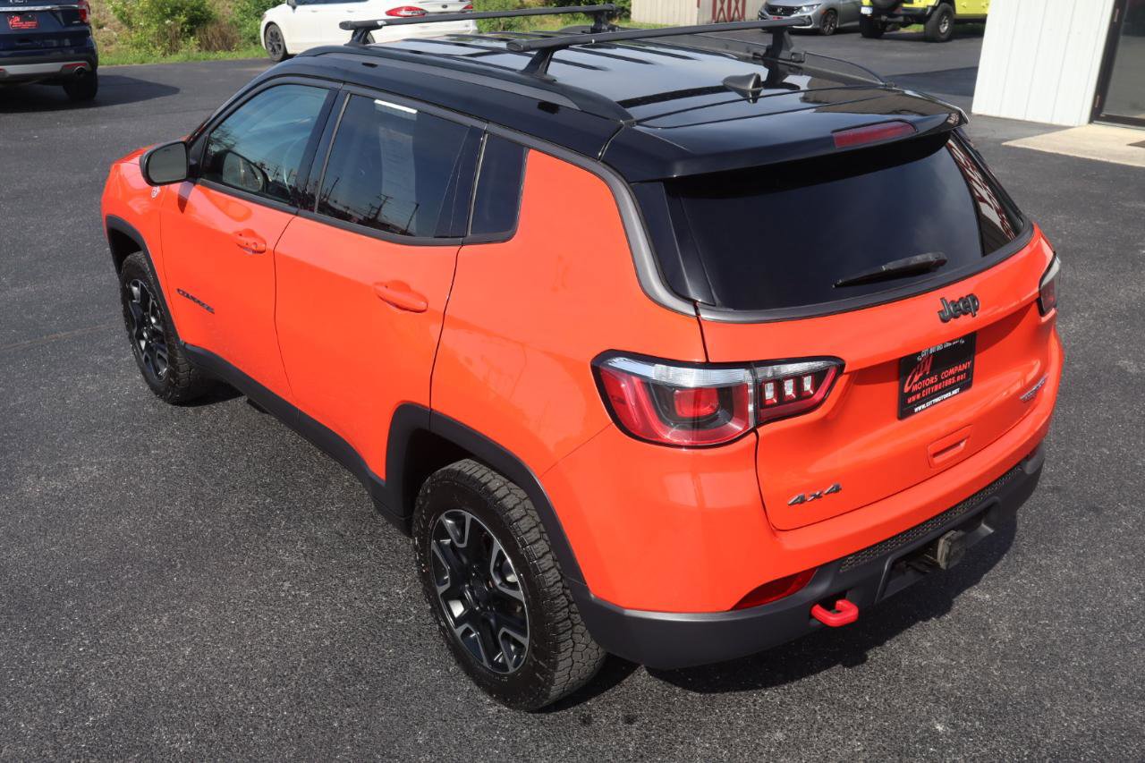 Used 2020 Jeep Compass Trailhawk w/ Leather Interior Group AWD/4WD image 14