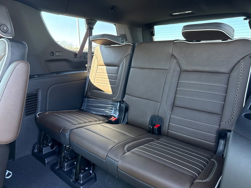 New 2026 GMC Yukon XL Denali Ultimate image 35