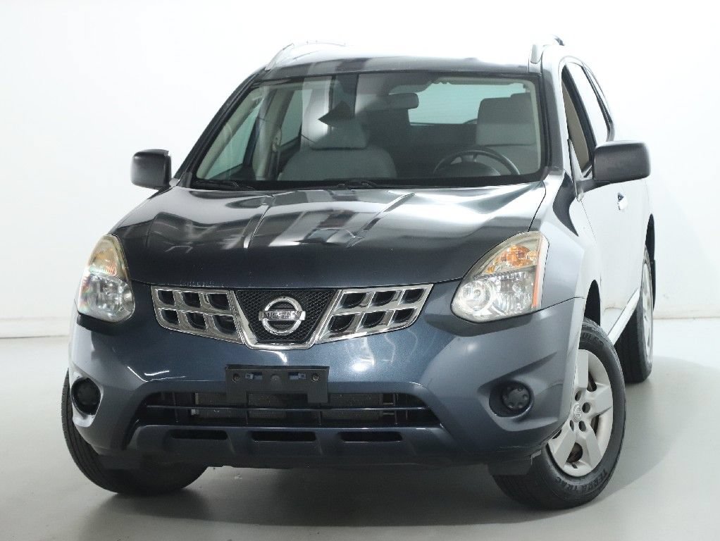 Used 2014 Nissan Rogue S w/ Convenience Package AWD/4WD image 3