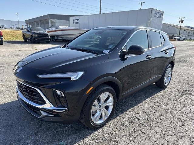 Used 2024 Buick Encore GX Preferred FWD image 3