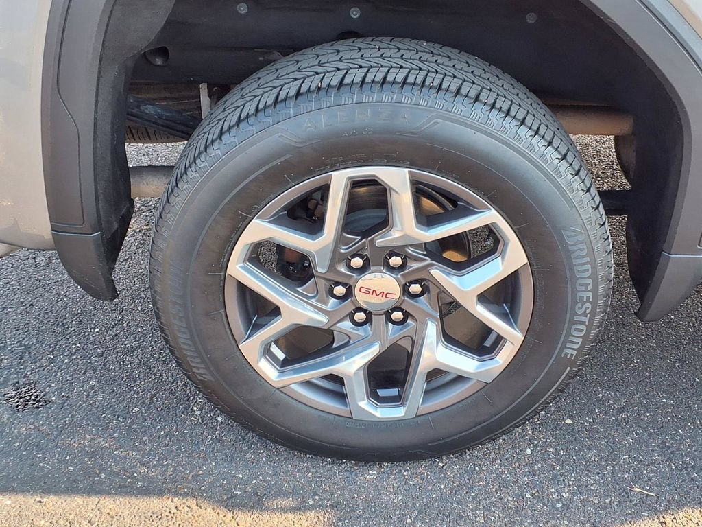Used 2023 GMC Sierra 1500 SLT RWD image 9