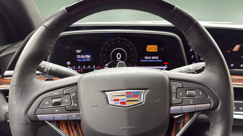 Certified 2023 Cadillac Escalade ESV Premium Luxury AWD/4WD image 28