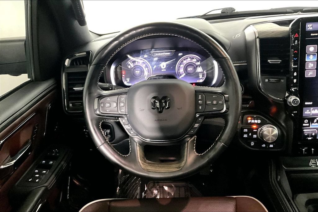 Used 2025 RAM 1500 Limited AWD/4WD image 5