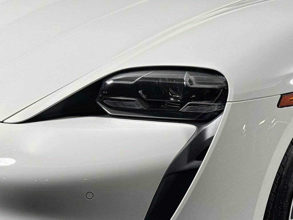 Certified 2021 Porsche Taycan 4S AWD/4WD image 26