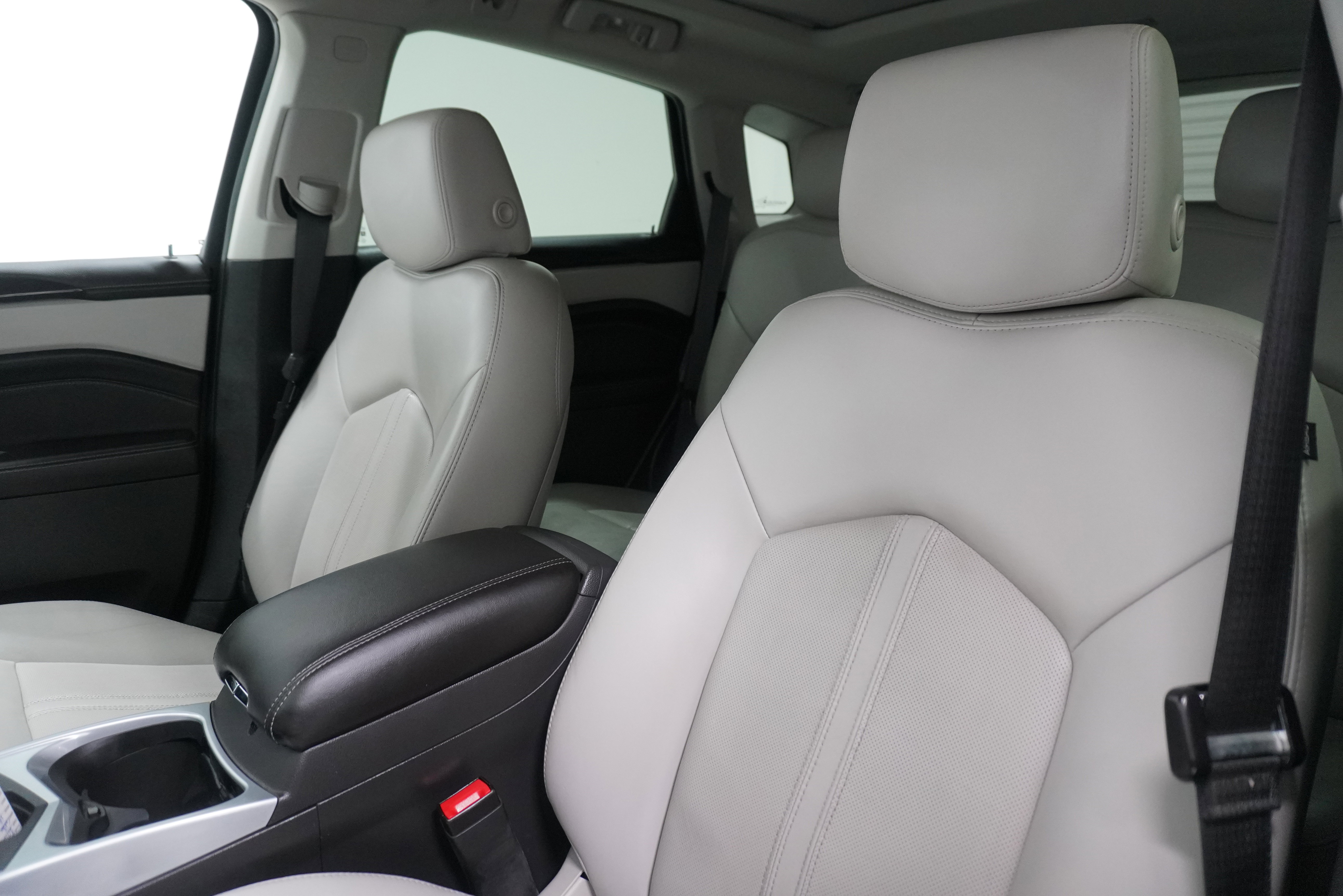 Used 2013 Cadillac SRX Luxury w/ Driver Awareness Package image 10