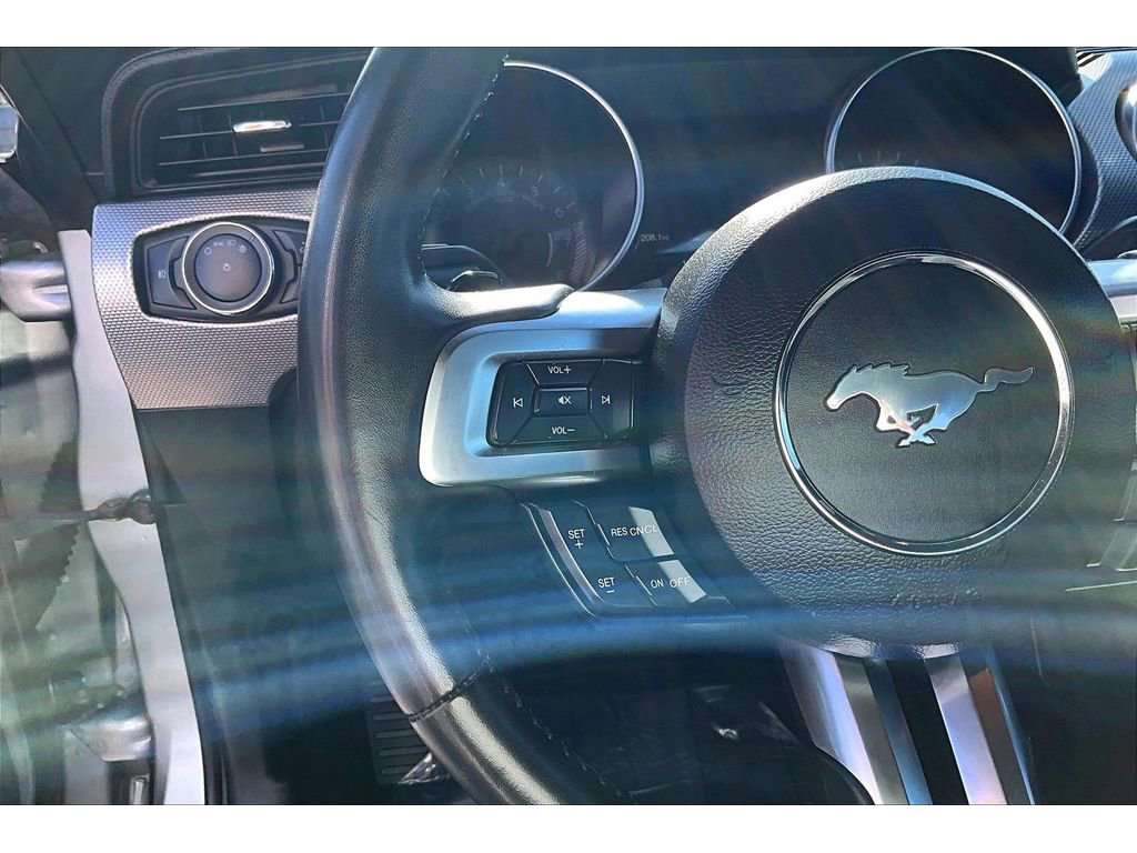 Used 2020 Ford Mustang GT RWD image 9