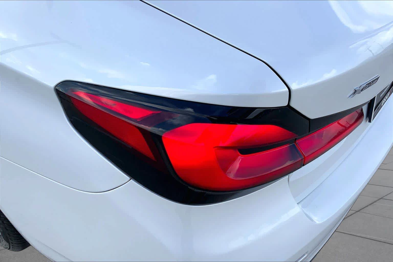 Used 2022 BMW 530i xDrive AWD/4WD image 28