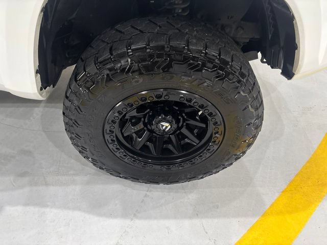 Used 2023 Toyota Tacoma SR5 w/ Technology Package AWD/4WD image 38