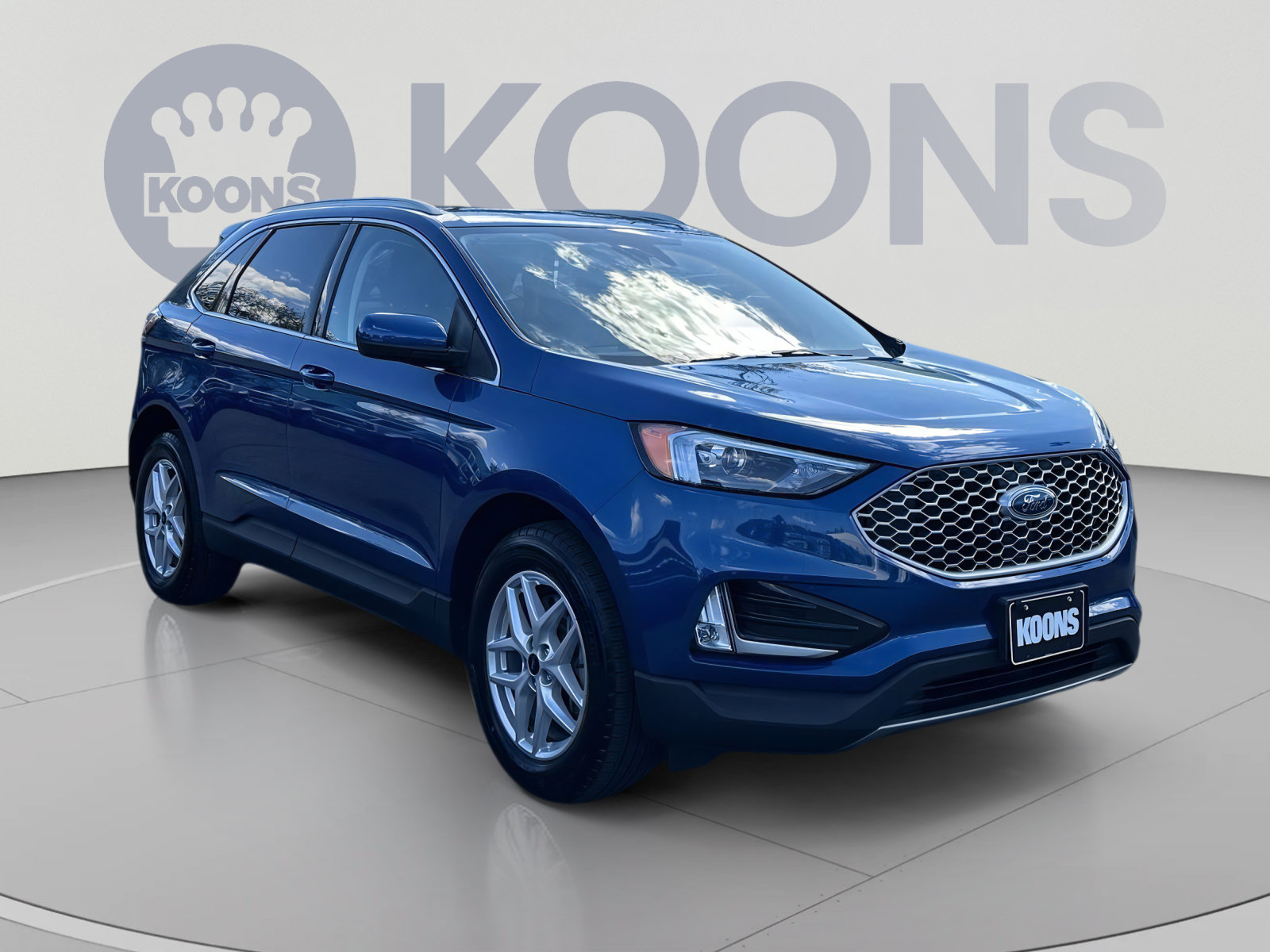 Used 2024 Ford Edge SEL w/ Convenience Package AWD/4WD image 2
