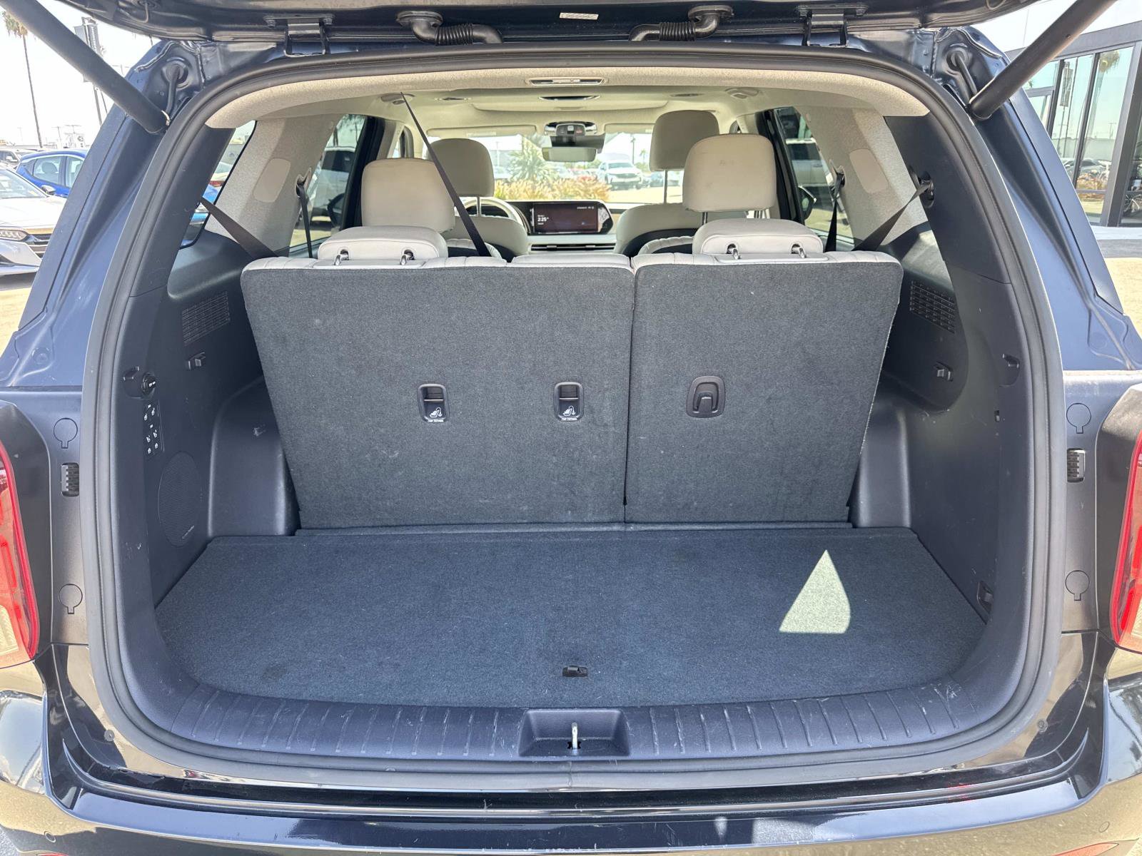 Used 2024 Hyundai Palisade Limited image 23