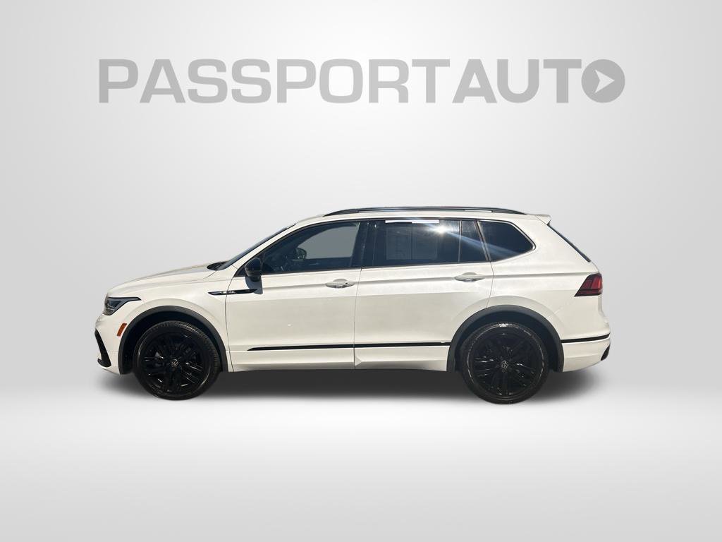Used 2022 Volkswagen Tiguan SE R-Line AWD/4WD image 9