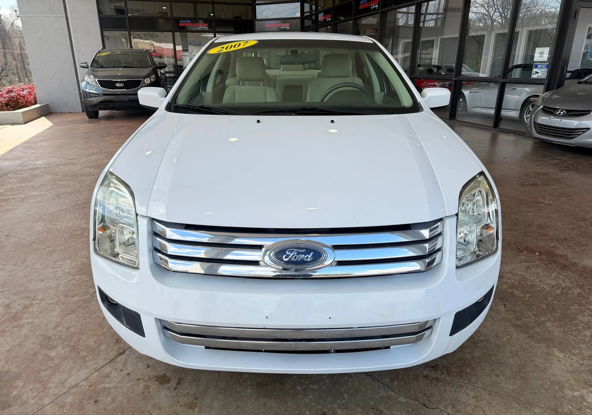 Used 2007 Ford Fusion SE image 2