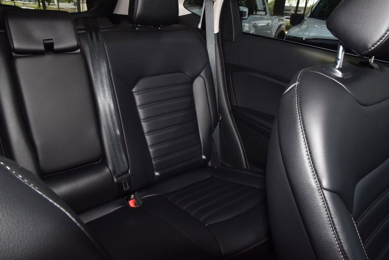 Used 2023 Ford Edge SEL w/ Convenience Package image 21