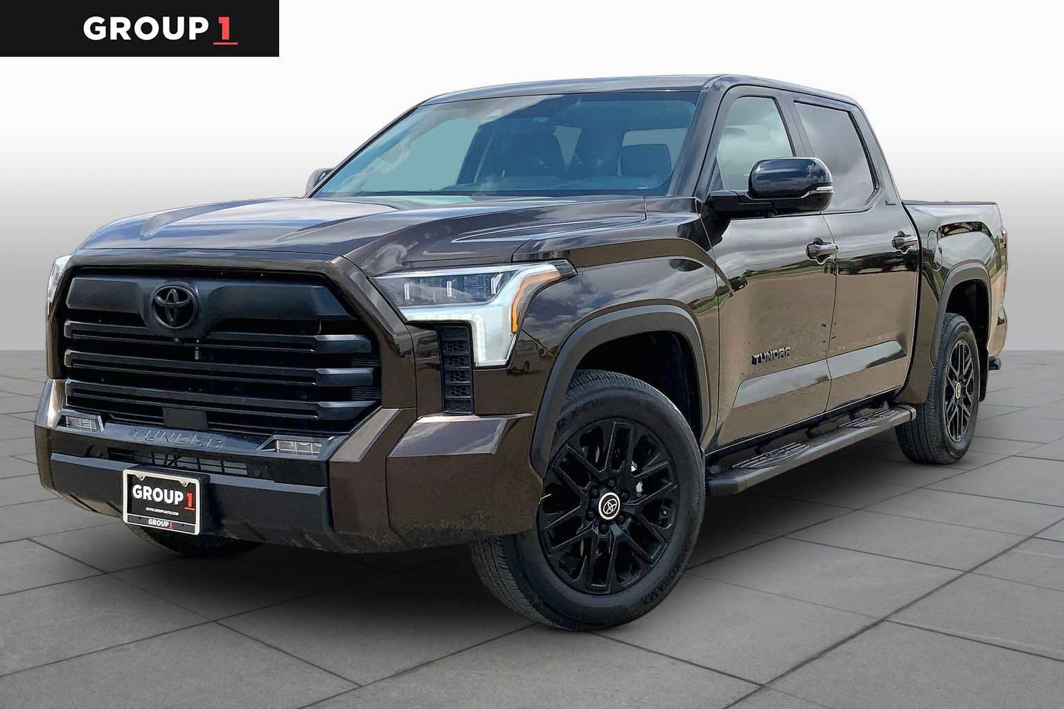Used 2024 Toyota Tundra Limited AWD/4WD image 1