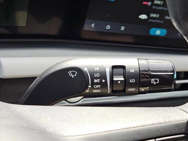 Certified 2025 Hyundai Tucson SE FWD image 27