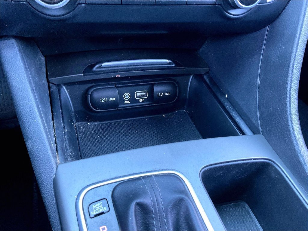 Used 2020 Kia Optima LX FWD image 32