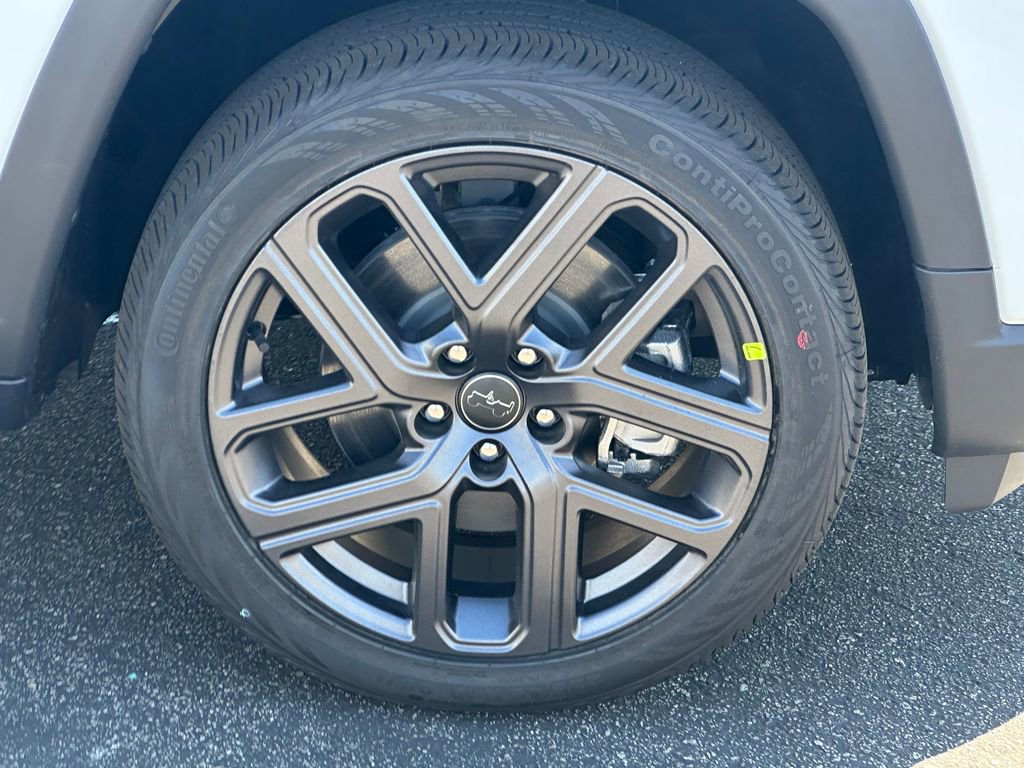 New 2026 Jeep Compass Limited image 15