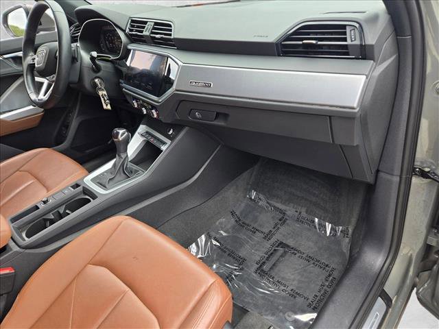 Used 2022 Audi Q3 2.0T Premium AWD/4WD image 20