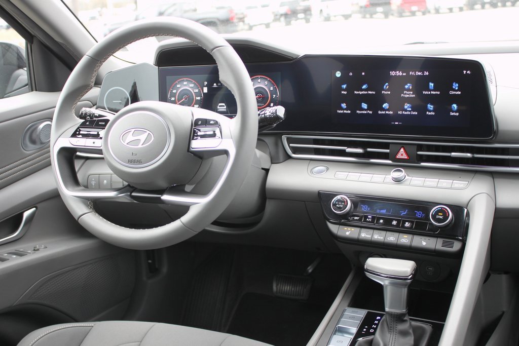 Used 2024 Hyundai Elantra SEL w/ Convenience Package image 8