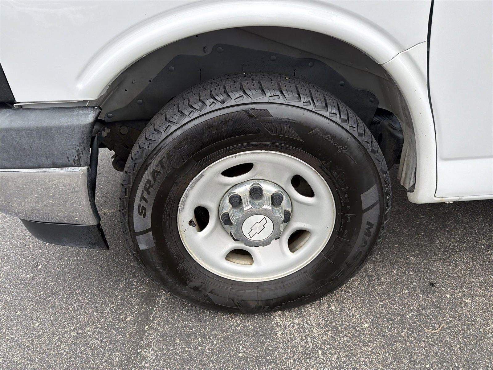 Used 2017 Chevrolet Express 3500 LT w/ LT Preferred Equipment Group image 28