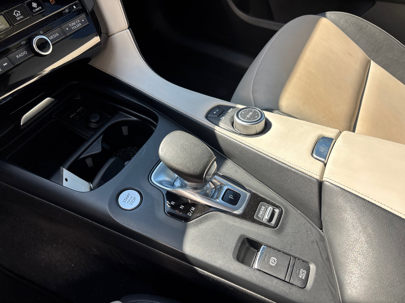 Used 2022 INFINITI QX55 Luxe w/ Cargo Package AWD/4WD image 23