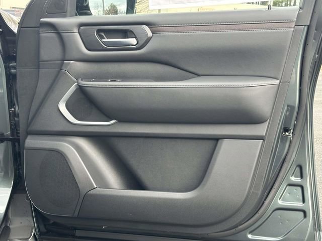 New 2026 Nissan Armada Platinum image 9