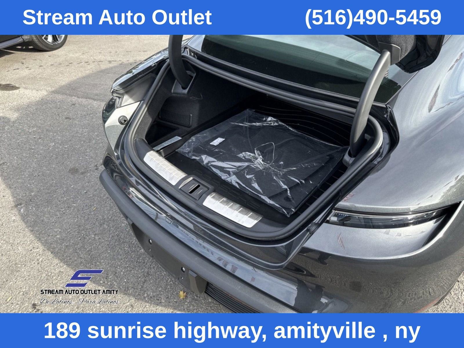 Used 2023 Porsche Taycan 4S AWD/4WD image 16