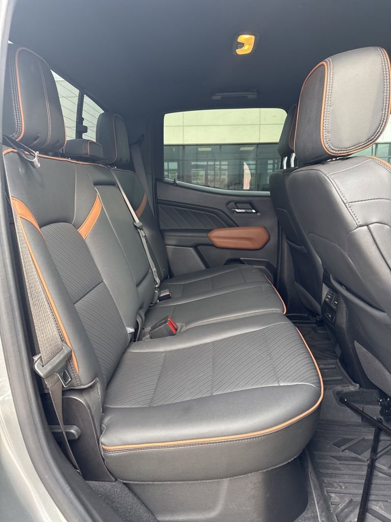 Used 2024 GMC Canyon AT4 w/ AT4 Premium Package image 10