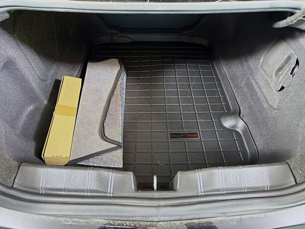 Used 2018 Chevrolet Camaro ZL1 RWD image 29