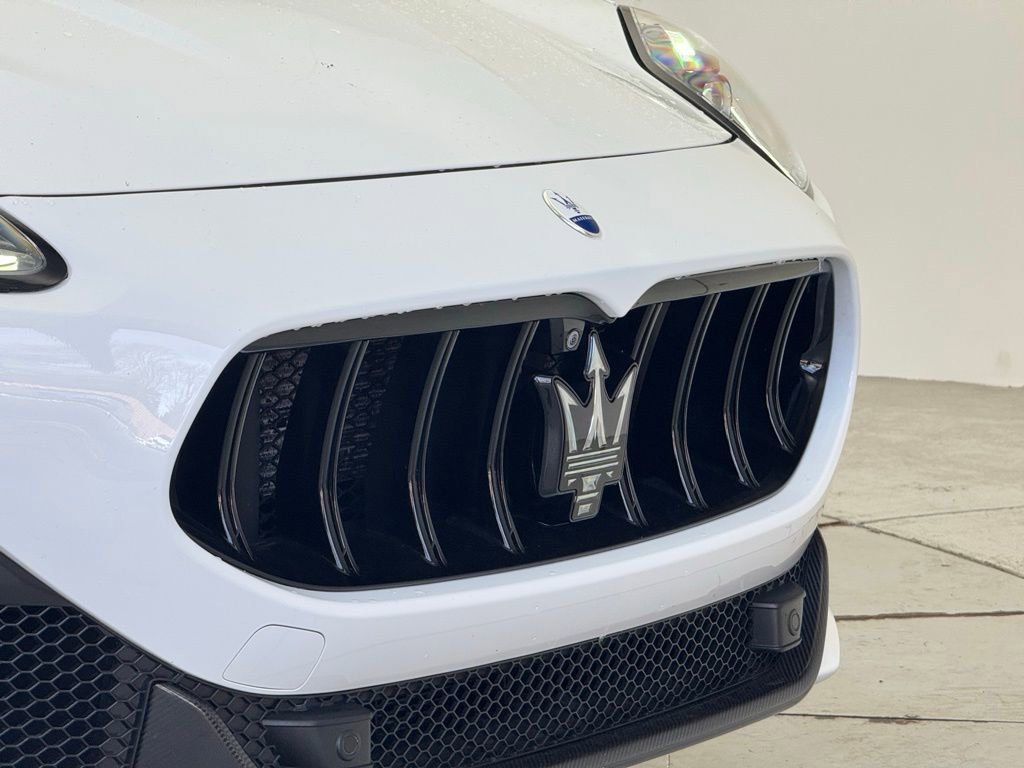 Used 2024 Maserati Grecale Trofeo image 41