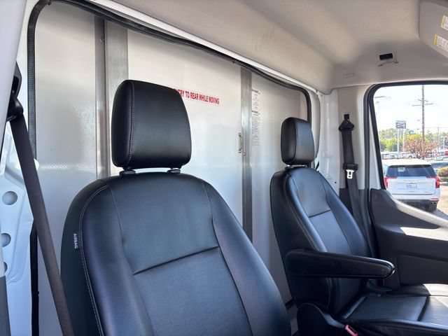 Used 2023 Ford Transit 350 DRW RWD image 33