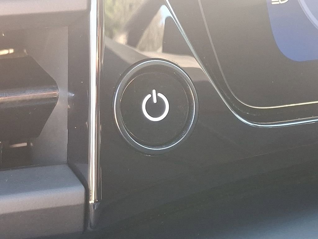 Used 2024 Porsche Macan 4 Electric image 25