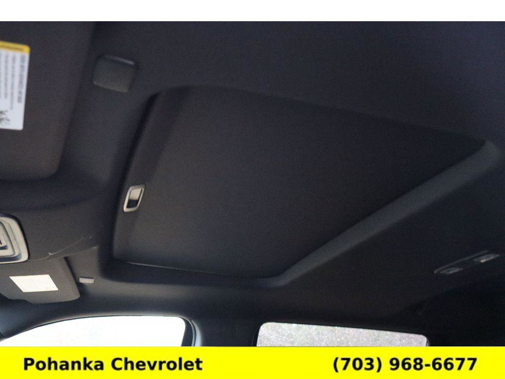 New 2026 Chevrolet Silverado 1500 ZR2 image 18