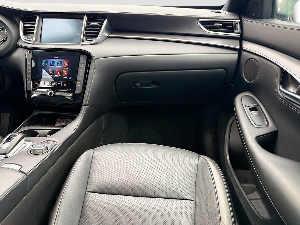 Used 2024 INFINITI QX55 Luxe image 21