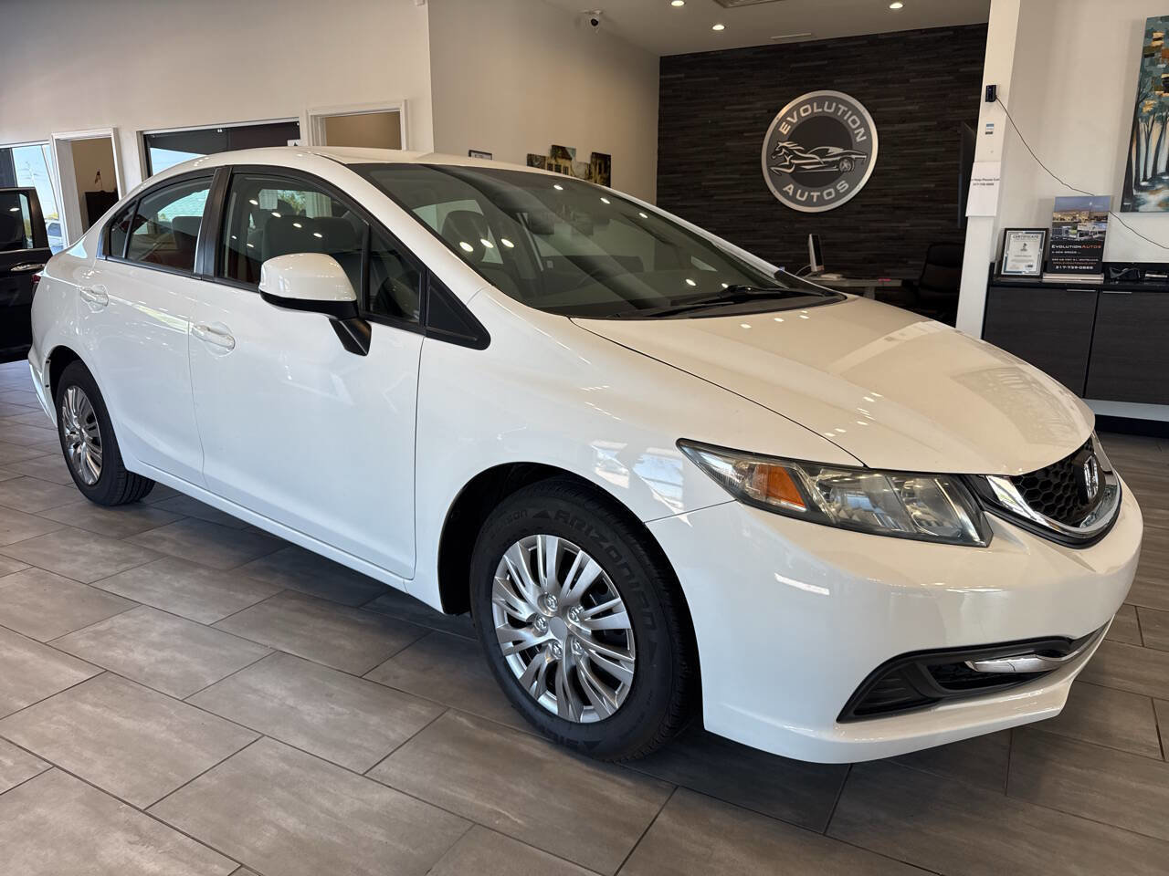Used 2013 Honda Civic LX image 3